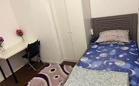 Chambre Partage 15Mn Cdg 25Mn Paris